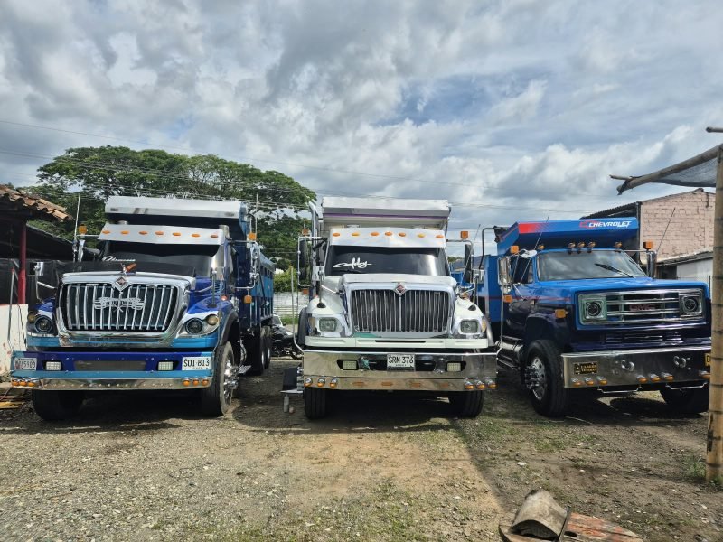 moviagregados volquetas